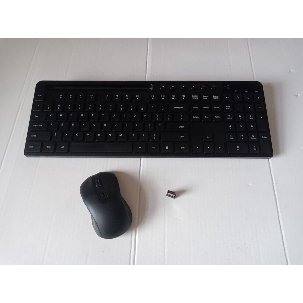 Wireless Keyboard and Mouse, Full-Size Quiet Keyboard Mouse Combo, 2.4GHz  NEW
